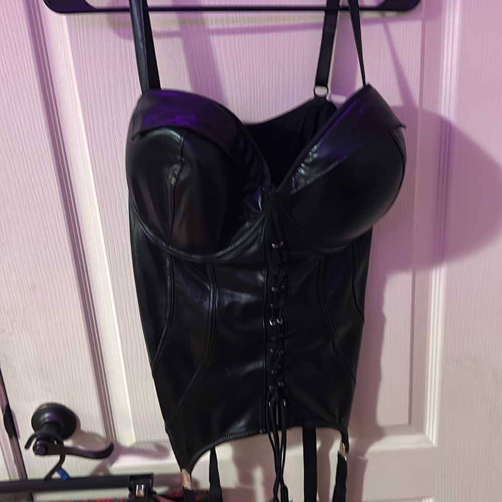 Women’s Lingerie